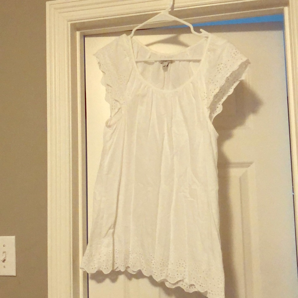 Banana Republic Size S white sleeveless eyelet top